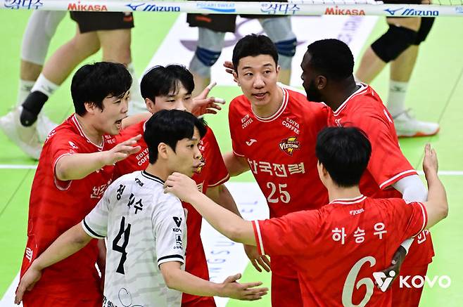 [서울=뉴시스] 남자 프로배구 한국전력. (사진=KOVO 제공). 2025.01.06. *재판매 및 DB 금지