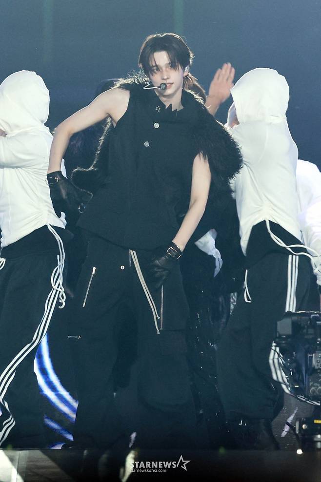 투어스 '멋진 블랙카리스마' [AAA2025 화보]