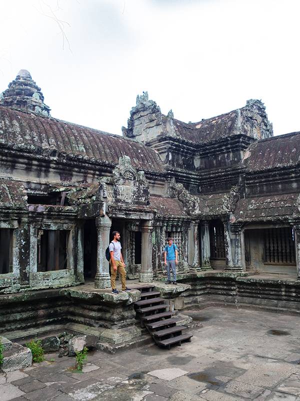 캄보디아 이슈는 '특정 국가 회피'에 그치지 않고 동남아 전반의 치안불안 우려를 자극했다 /여행신문CB