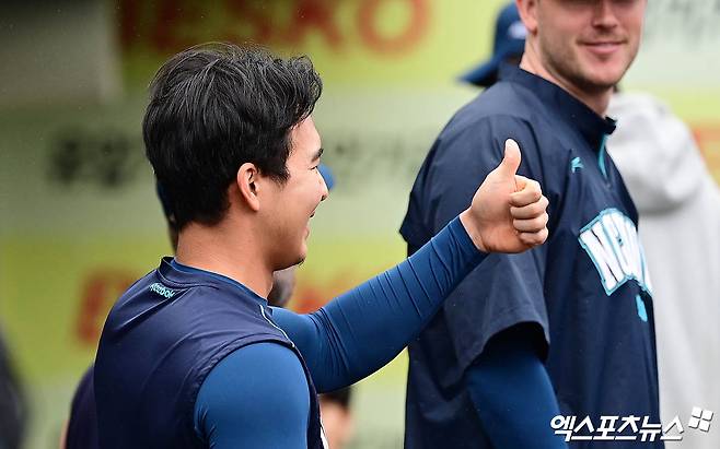 NC 다이노스 김휘집이 2026 신년회의 주인공이 됐다. 이진만 대표이사의 신년사를 비롯해 이호준 감독, 주장 박민우 모두 김휘집의 '성적 이상의 특별함'을 강조했다. 엑스포츠뉴스 DB