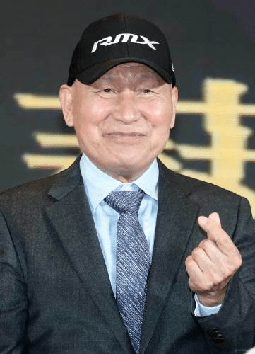 혈액암 발병 후에도 KPGA 홍보대사로 활동한 안성기. 채널에이 자료