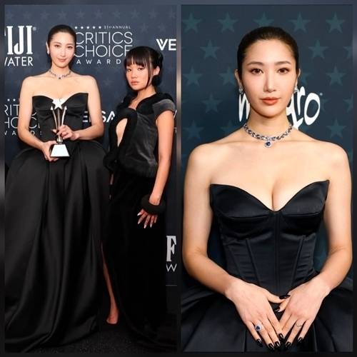 미국 평단이 그녀의 음악에 귀를 기울이기 전, 압도적인 비주얼에 먼저 숨을 죽였다.사진=이재 SNS