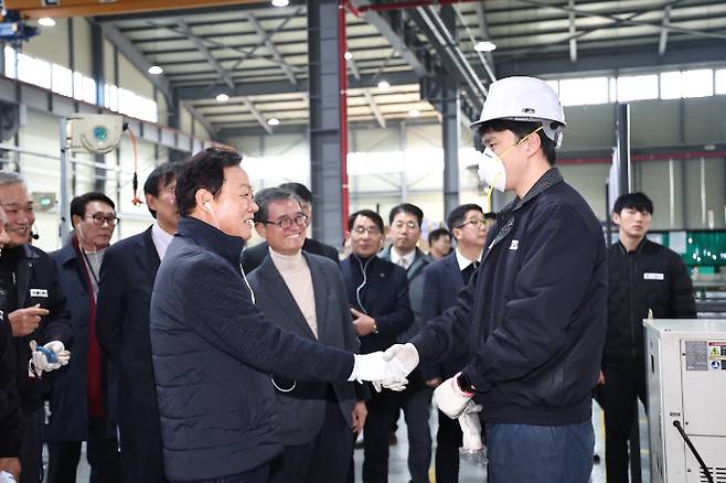 박완수 경남지사가 김해 테크노밸리 일반산단을 찾았다. 경남도청 제공