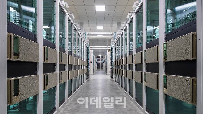 각세종 서버실(사진=네이버)