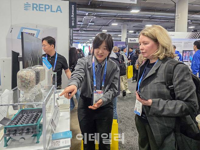 삼성전자가 6일부터 9일까지(현지시간) 미국 라스베이거스 베네시안 엑스포 ‘유레카 파크(Eureka Park)’에 C랩(C-Lab) 전시관을 마련하고, C랩 아웃사이드·C랩 인사이드 등 총 15개 스타트업과 함께 혁신 기술을 선보였다. (사진=삼성전자)