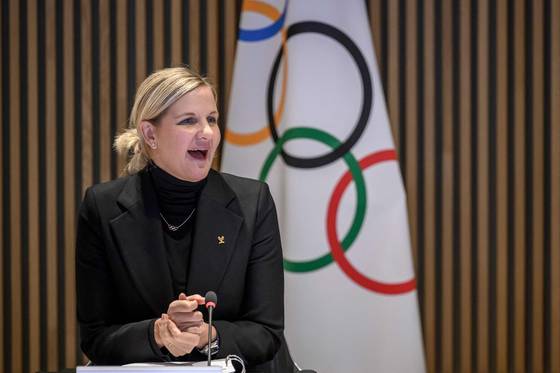 International Olympic Committee president Kirsty Coventry speaks during the opening of an IOC executive commission meeting at the Olympic House in Lausanne on Dec. 9, 2025. [AFP/YONHAP]