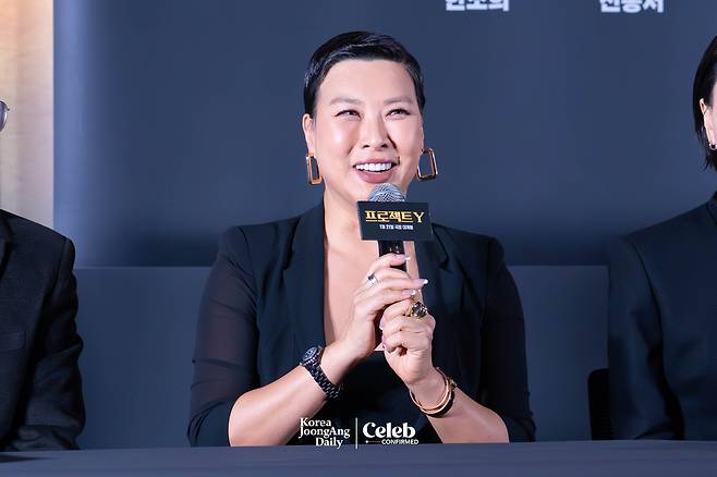 Actor Jun Young-ju during a press conference for the film “Project Y” at the Lotte Cinema World Tower in Jamsil, southern Seoul on Jan. 8. [DANIELA GONZALEZ PEREZ]