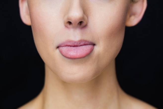 인공지능(AI)을 통해 환자의 혀 색깔과 질감만으로 당뇨병, 위암 등 다양한 건강 문제를 판별할 수 있는 프로그램이 개발됐다. 아이클릭아트