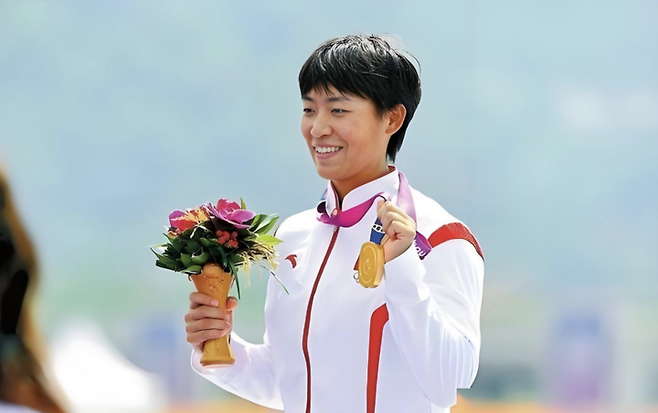 2,800만원 다 내놔 거절하자 훈련 배제에 은퇴 처리…AG 챔피언 金메달 3개가 '족쇄'로