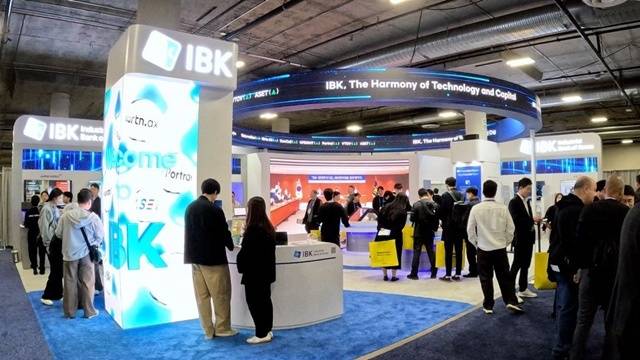 지난 6일(현지시간) 미국 라스베이거스에서 개막한 세계 최대 IT 전시회 'CES 2026'에서 IBK기업은행이 국내 은행권 가운데 유일하게 단독 부스를 운영하고 있다. /IBK기업은행