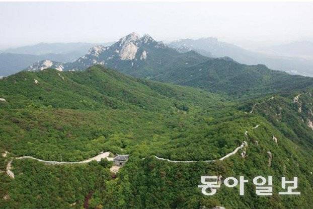 북한산성    동아일보 DB