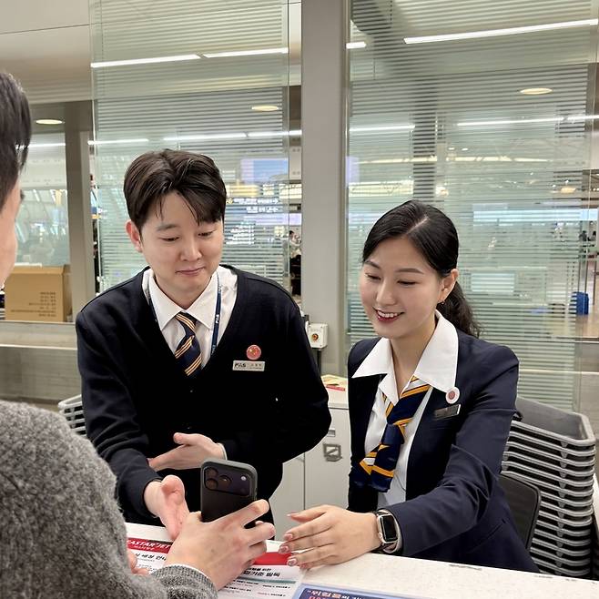 이스타항공 외국어 지원 서비스/사진=이스타항공 제공