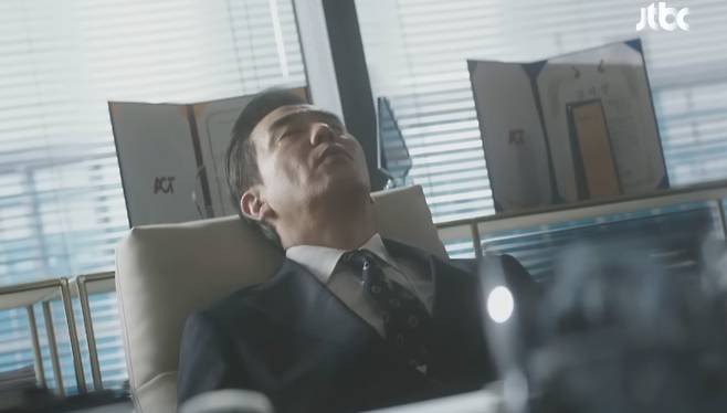 '서울 자가에 대기업 다니는 김 부장 이야기'의 김낙수 [유튜브 'JTBCdrama' 채널 캡처. 재판매 및 DB 금지]