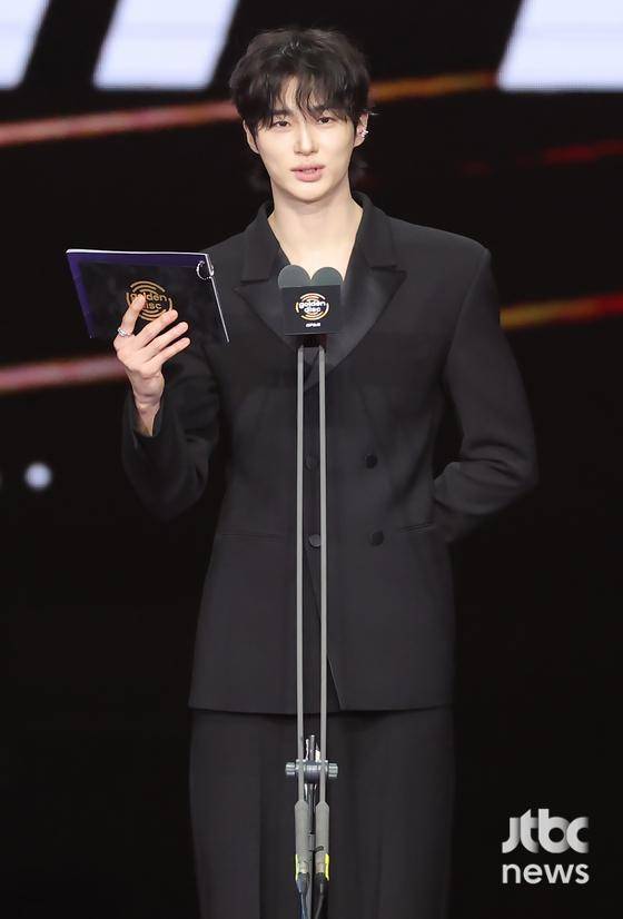 '제40회 골든디스크어워즈 with 업비트'에 참석한 배우 변우석. 사진=특별취재반