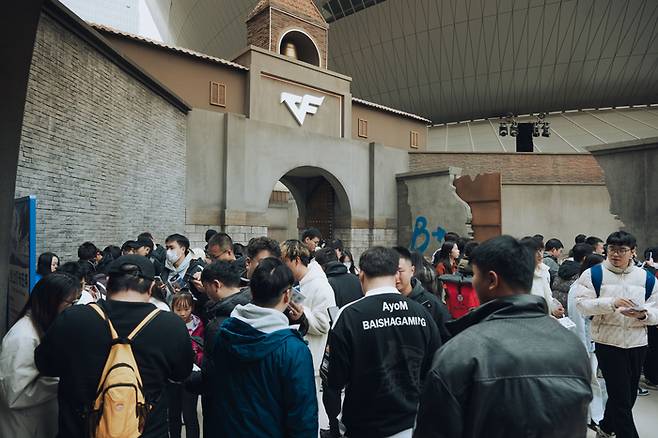 중국 쓰촨성 청두에 마련된 크로스파이어 체험관 전경. 사진 | 스마일게이트