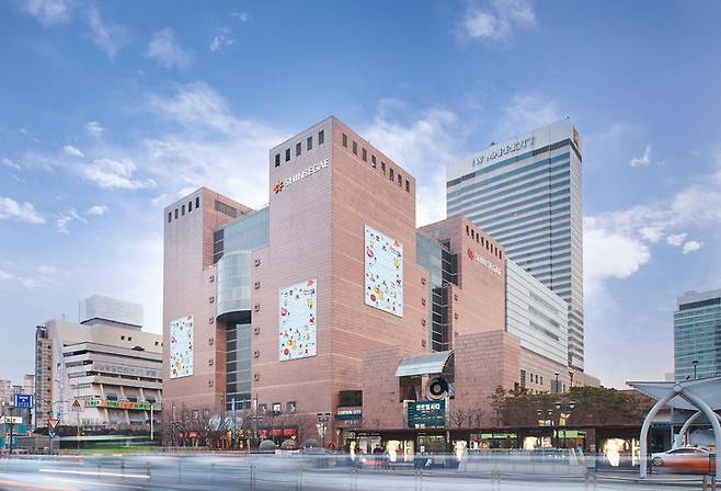 [서울=뉴시스] 신세계백화점 강남점 전경(사진=신세계백화점 제공) *재판매 및 DB 금지