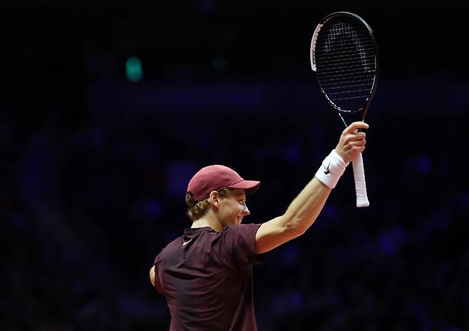 10일 인천 인스파이어 아레나에서 열린 현대카드 슈퍼매치14. 이탈리아 얀니크 신네르가 스페인 카를로스 알카라스를 상대로 경기를 펼치고 있다.&nbsp; &nbsp;연합뉴스