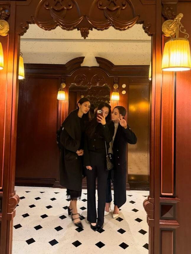 (왼쪽부터) 방송인 안현모, 이주영, 배우 이민정. 이주영 인스타그램 캡처