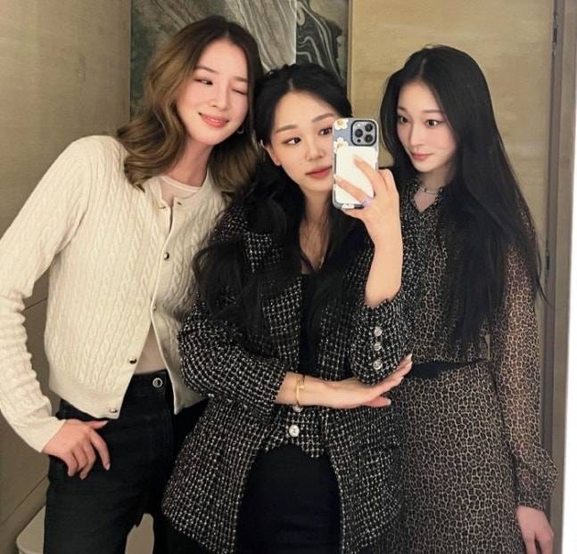 (왼쪽부터) 모델 아이린, 이주영, 올데이 프로젝트 애니. 이주영 인스타그램 캡처