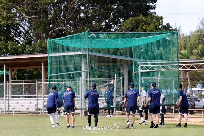 [한번에쓱]야구대표팀 사이판전지훈련 첫날, KBO 대표선수들 다 모으니 이번에는 일낼것 같은 분위기