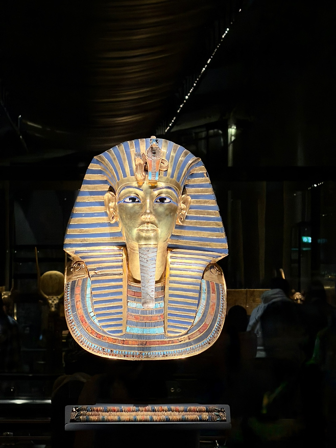 20일(현지시간) 대이집트 박물관의 하이라이트인 황금투탕카멘 전시모습. 정재훈기자 jjhoon@yeongnam.com