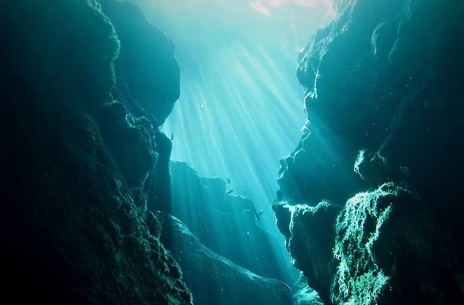 사이판 대표 관광지 ‘그로토’ 해저 동굴