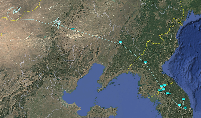 울산에서 구조돼 지난해 4월 방사된 윙태그(Wing Tag) 96-1번 독수리가 지난달 1일 내몽골에서 출발해 철원을 거쳐 안동까지 이동한 경로 [녹색에너지촉진시민포럼 제공]