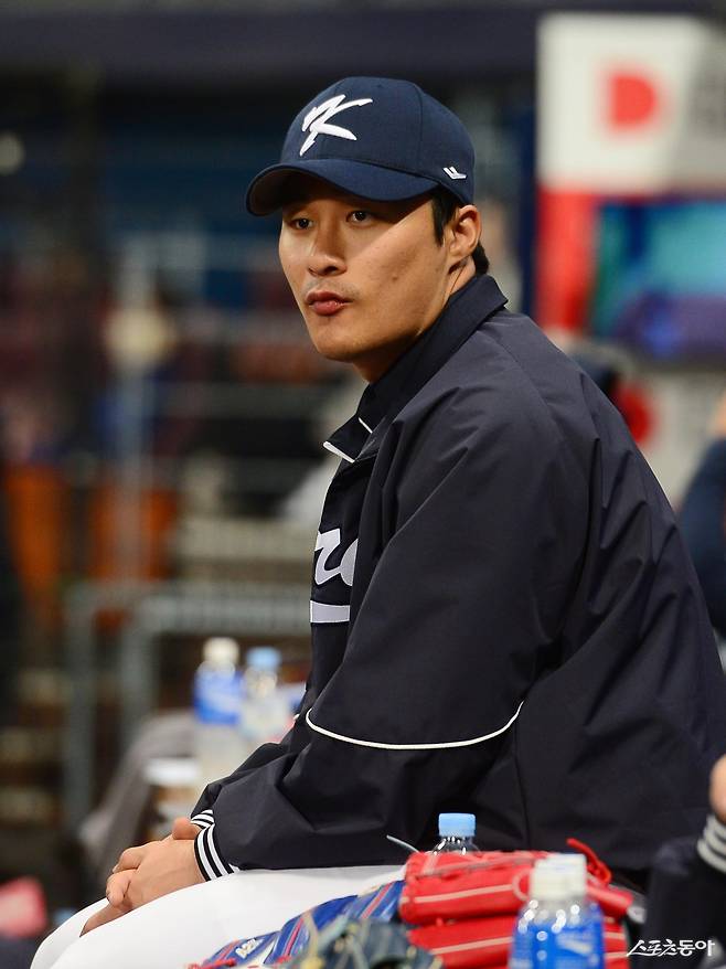 대표팀은 MLB에서 뛰고 있는 김하성(사진) 등을 활용해 2026 WBC서 역대급 내야진을 구축하려 한다. 사진은 2023 WBC 당시 김하성. 스포츠동아DB