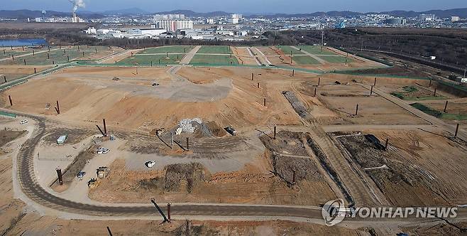 한산한 수도권매립지 (인천=연합뉴스) 임순석 기자 = 수도권 생활폐기물 직매립 금지가 본격적으로 시행된 지난 2일 오전 인천 서구 수도권매립지가 한산하다. soonseok02@yna.co.kr