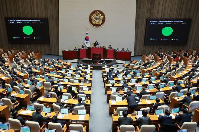정부가 오는 3월까지 스테이블코인 관련 디지털자산 기본법(2단계 입법)을 처리하기로 예고한 가운데, 국회에서 여야 논의가 본격적으로 이뤄질지 주목된다. (사진=연합뉴스)