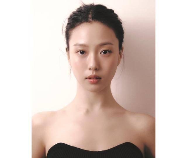 배우 고민시가 영화 '모럴패밀리'로 스크린에 복귀한다. 미스틱스토리 제공