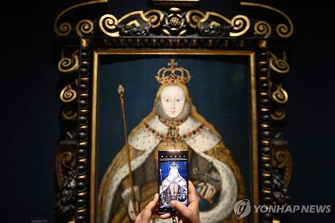 영국 국립초상화미술관이 소장한 엘리자베스 1세 초상화 [EPA 연합뉴스 자료사진. 재판매 및 DB 금지]
