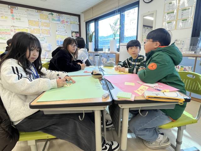 대구시교육청이 학령인구 감소에 대응하기 위해 군위에서 추진하는 거점학교 육성 정책에 따라 거점초등학교로 지정된 군위초에서 14일