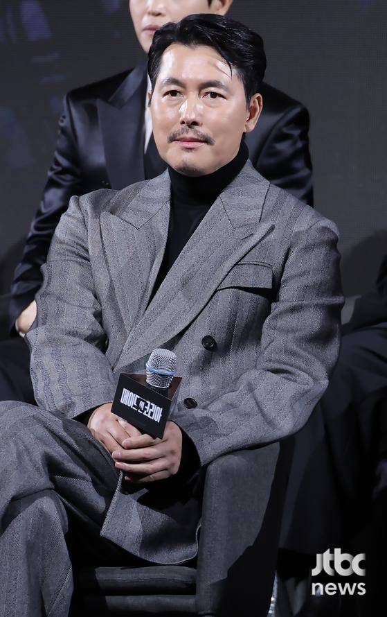 정우성 연기력 바이럴 마케팅 의혹…소속사 측 “사실무근”