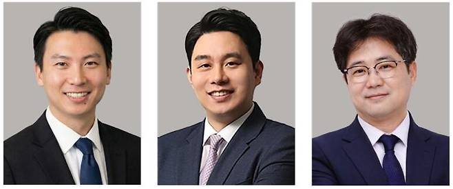 회계법인 대륙아주 이영식(왼쪽부터) 대표회계사, 이동우 회계사(변호사), 안진욱 회계사. /대륙아주 제공
