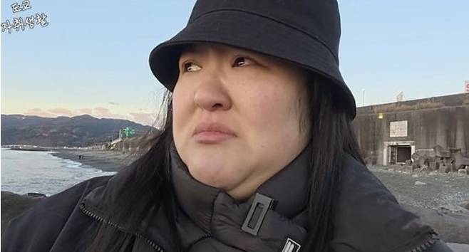 지난 12일 유튜브 채널 '이국주'에는 '일본에서 본 2026년 새해 첫 일출 다들 새해 복 많이 받으세요'라는 제목의 영상이 공개됐다. 사진=이국주 유튜브 채널 갈무리