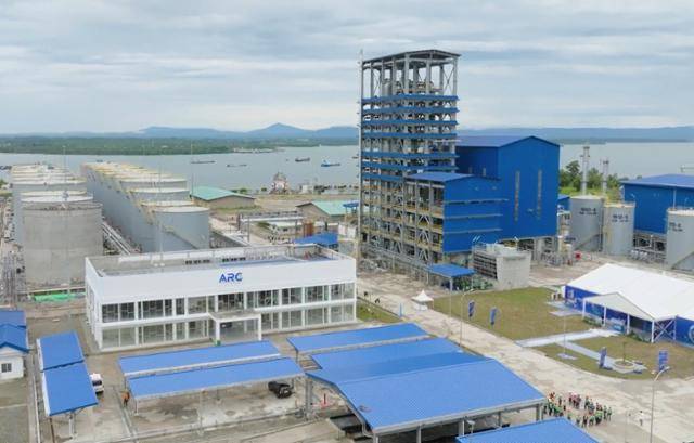 포스코인터내셔널과 GS칼텍스가 투자해 인도네시아 동칼리만탄 지역에 지은 정제 법인의 모습. 올해 상반기 상업 가동을 앞두고 있다. 포스코인터내셔널 제공