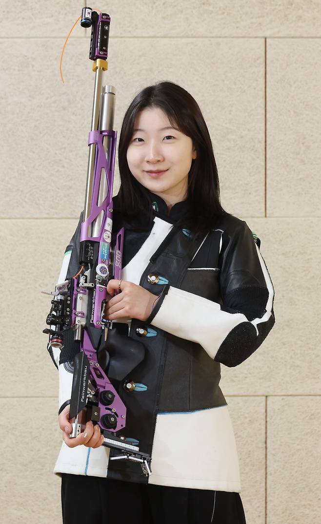 긍정적인 사고는 반효진이 파리올림픽 여자 공기소총 10m에서 금메달을 딴 비결이다. 송봉근 기자