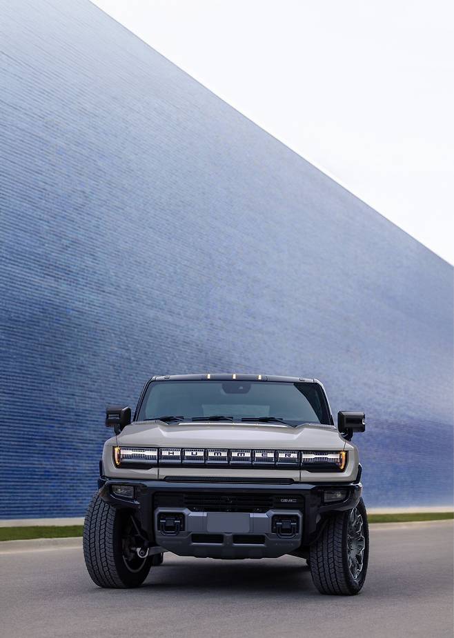 GM 산하 픽업트럭·스포츠유틸리티차(SUV) 브랜드 GMC의 ‘허머 EV’. [사진 각 사]