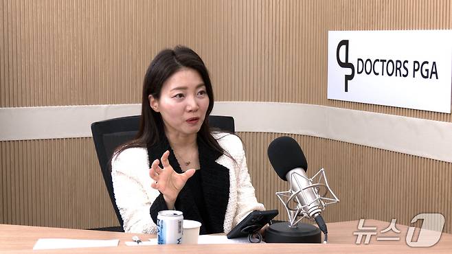 경민정 경,이로운 메시지전략연구소장이 15일 뉴스1TV '팩트앤뷰'에 출연해 질문에 답하고 있다.(뉴스1TV '팩트앤뷰' 캡처)