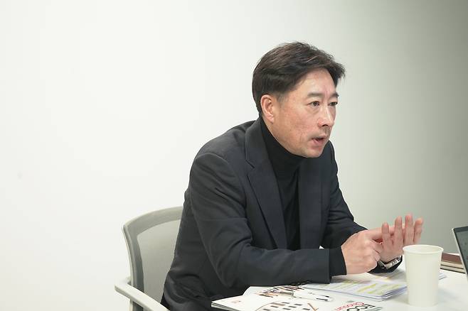 박용순 중소벤처기업부 중소기업정책실장은 지난 7일 조선비즈와 인터뷰에서 “중소 제조기업의 AI 전환(AX)은 단순한 기술 도입이 아니라, 지역 경제를 유지하고 재생하기 위한 핵심 전략”이라고 말했다. /조선비즈 DB