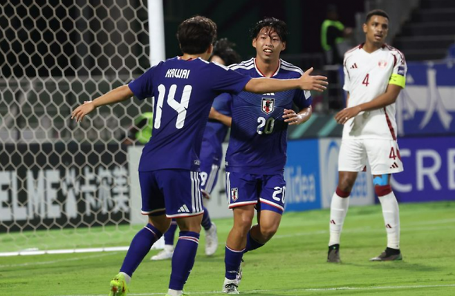 두 살 어린 일본 ‘퍼펙트 ‘8강행’