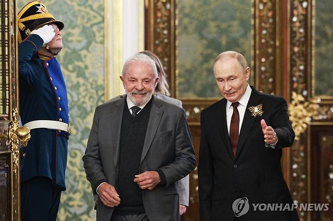 블라디미르 푸틴 러시아 대통령과 루이스 이나시우 룰라 다시우바 브라질 대통령 [타스 연합뉴스 자료사진. 재판매 및 DB 금지]