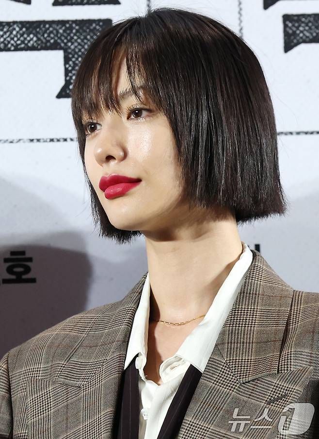 나나, 뜻대로 '바로잡았다'…자택 침입 강도 황당 역고소 '무혐의 불송치'(종합)