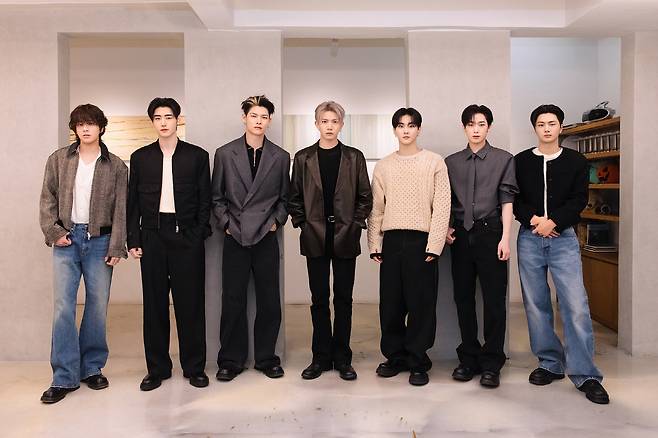 엔하이픈. 멤버 제이크, 성훈, 니키, 희승, 정원, 선우, 제이(왼쪽부터). 사진 제공=빌리프랩