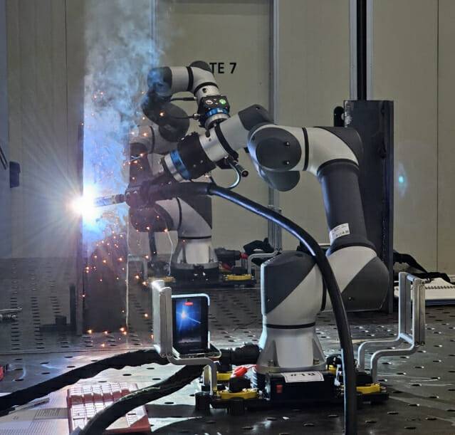 레인보우로보틱스 용접로봇 (사진=제이씨티)