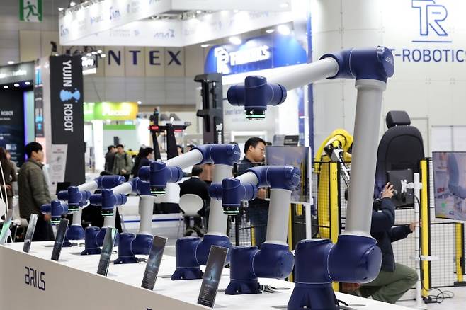 '2025 로보월드'에서 산업용 로봇이 진열돼 있다. 2025.11.5 (ⓒ뉴스1, 무단 전재-재배포 금지)