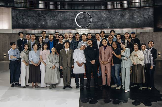 The chefs and judges from the second season of ″Culinary Class Wars″ (2024-) [NETFLIX]