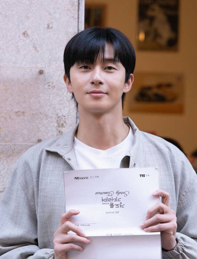 배우 박서준 / 어썸이엔티