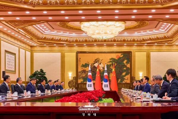 1월5일 중국에서 이재명 대통령과 시진핑 중국 국가주석과 정상회담을 갖고 한중 관계 발전 방향과 주요 현안을 논의했다. 한한령 해제에 대한 기대감과 함께 한중 간 관광 교류 확대에 대한 기대감도 올라갔다 / 청와대